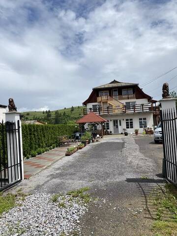 Фотографии Гостевой дом Casa Iuliana г. Subcetate (Румыния) №4 Фото Гостевой дом Casa Iuliana г. Subcetate 4